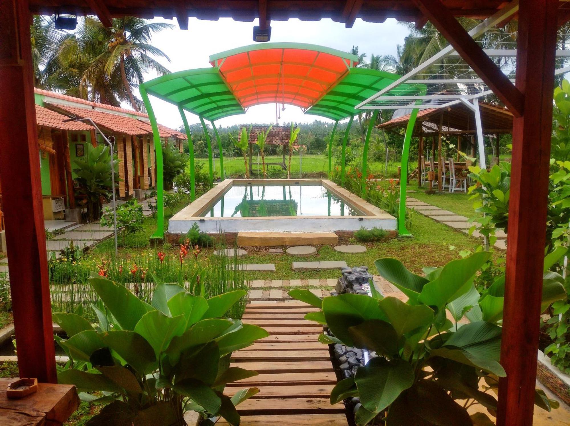Wooden Kemiren Homestay Banyuwangi Banyuwangi  Exteriör bild