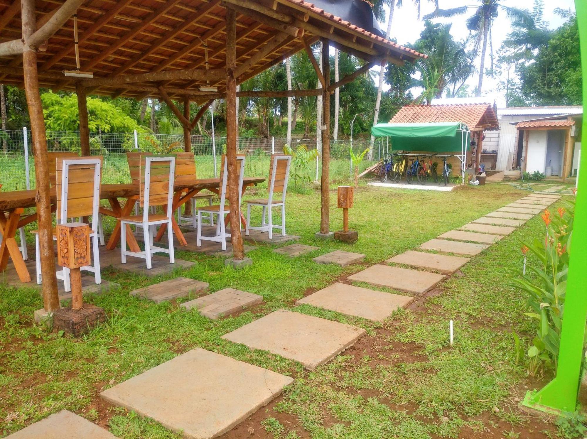 Wooden Kemiren Homestay Banyuwangi Banyuwangi  Exteriör bild