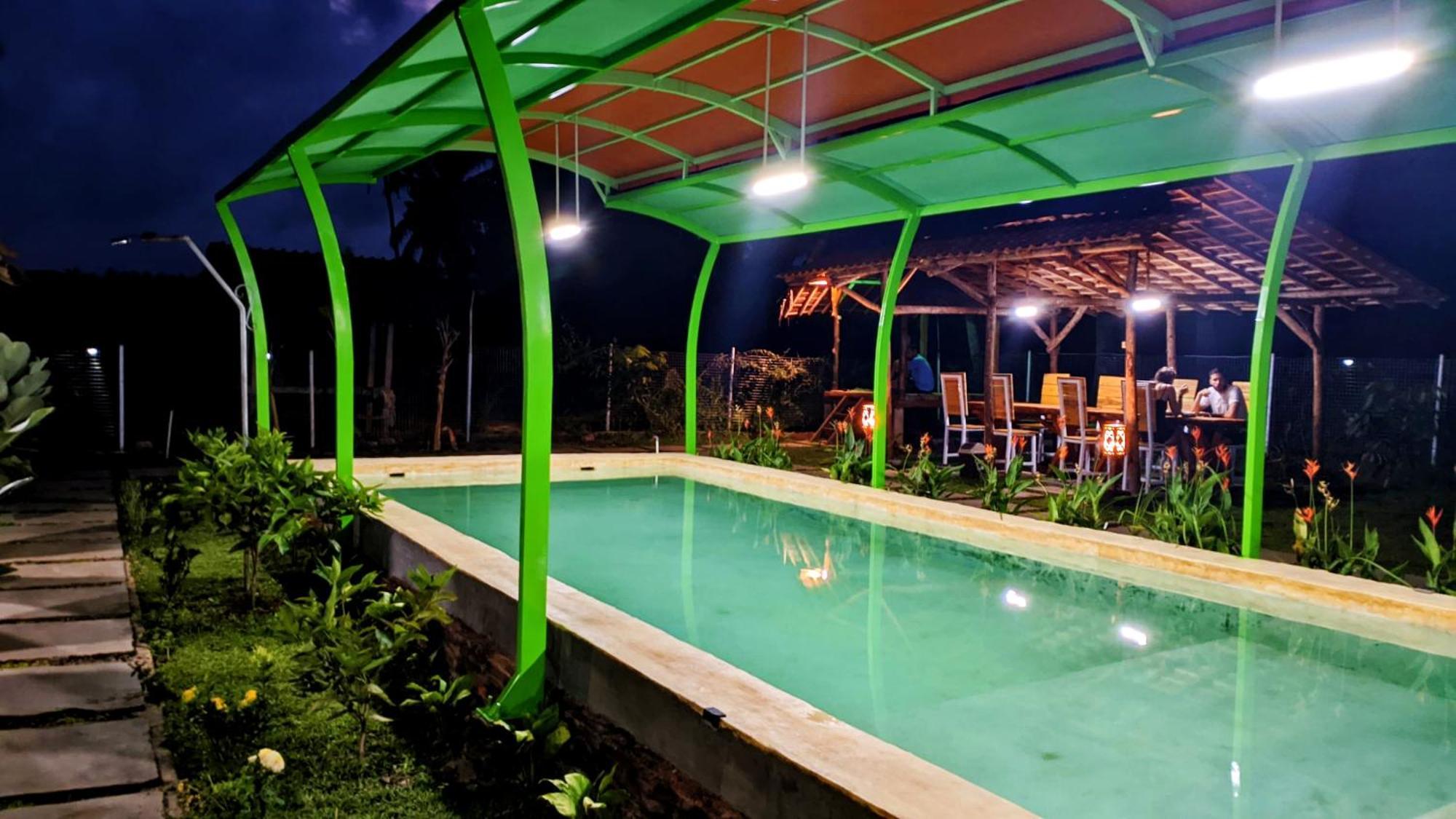 Wooden Kemiren Homestay Banyuwangi Banyuwangi  Exteriör bild